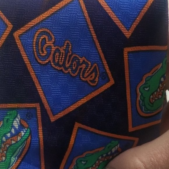 textured UF Gators long silk men's tie - Picture 4 of 10